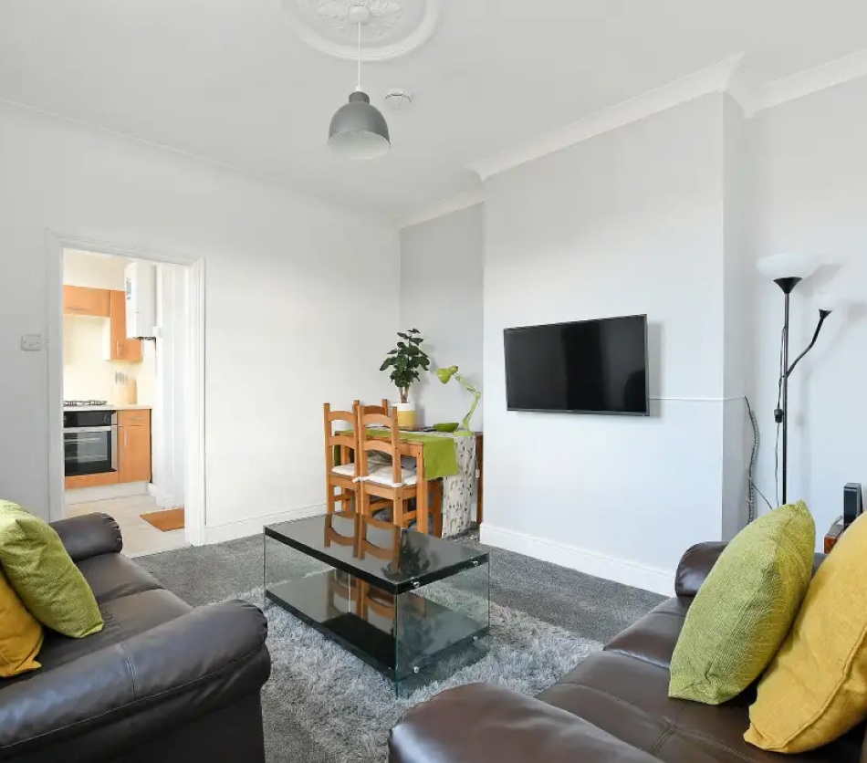 airbnb-cleaning-cavendish-peaks-sheffield-south-yorkshire